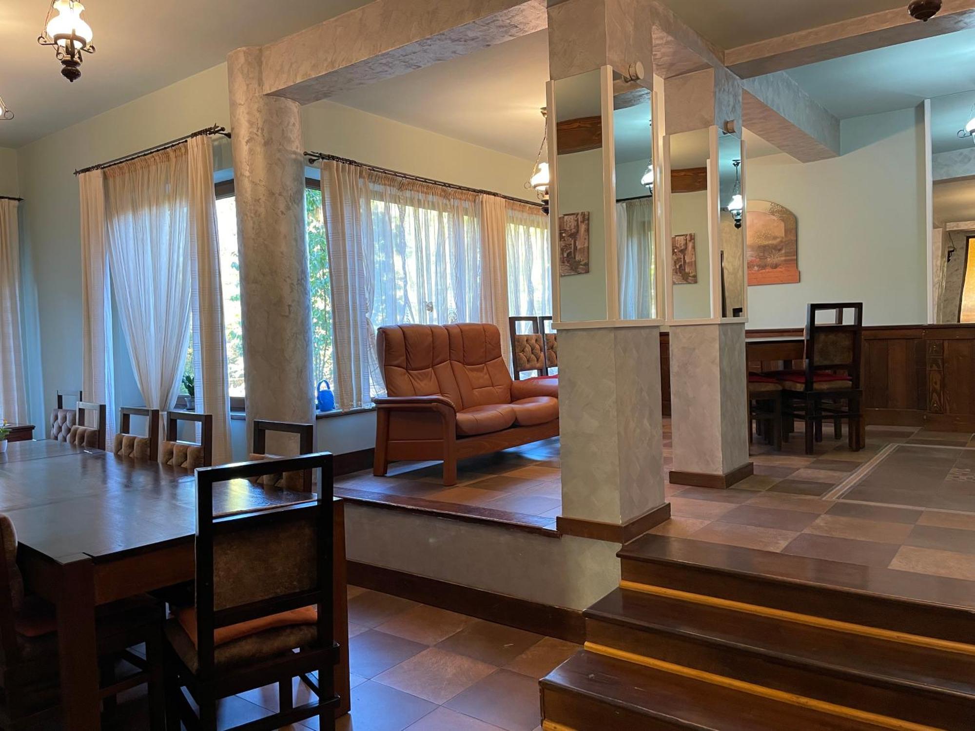 Hotel Montana Suczawica Zewnętrze zdjęcie